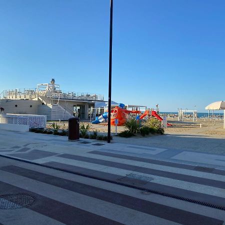 リミニ Casa Vicino Al Mareヴィラ エクステリア 写真